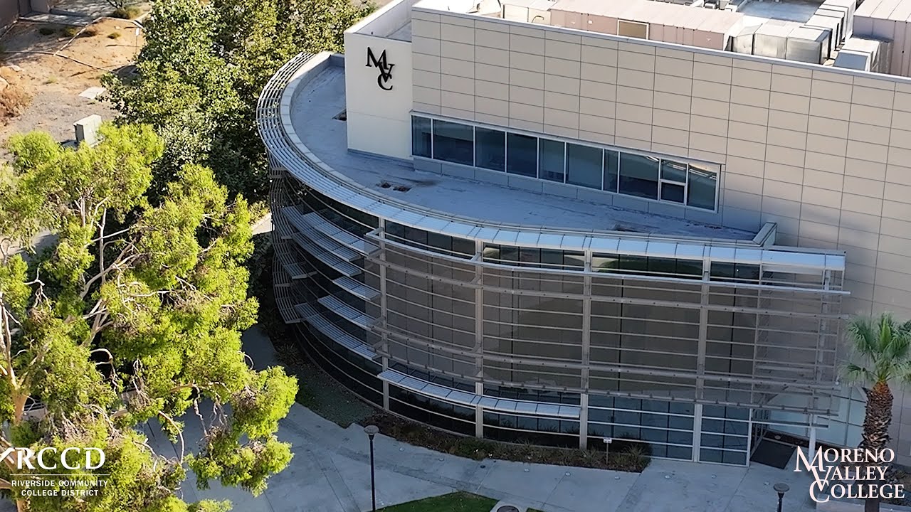 Aerial photo of the Student Academic Services building facade